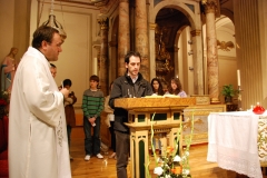 Oración de los jóvenes con Don Francisco 02/03/2012
